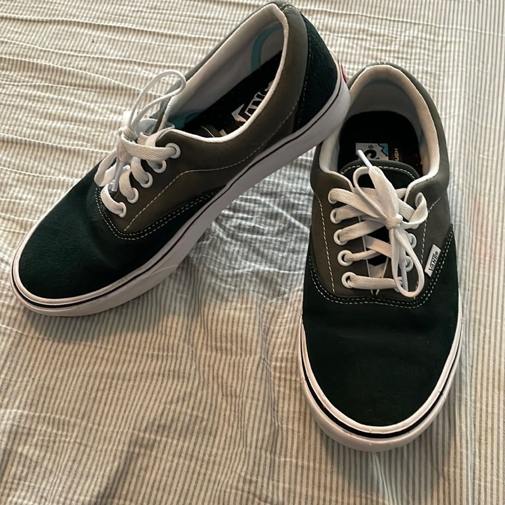 Van’s suede old skool shoes